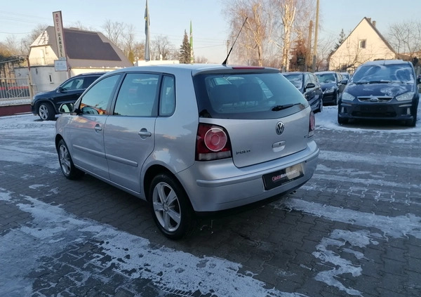 Volkswagen Polo cena 12600 przebieg: 248000, rok produkcji 2007 z Gniezno małe 232